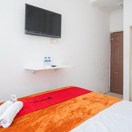 Reddoorz @ Aralia Harapan Indah 호텔 Pulokendal 외부 사진