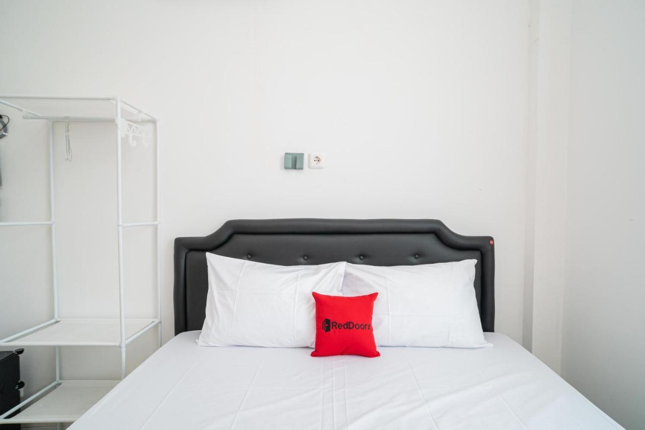 Reddoorz @ Aralia Harapan Indah 호텔 Pulokendal 외부 사진