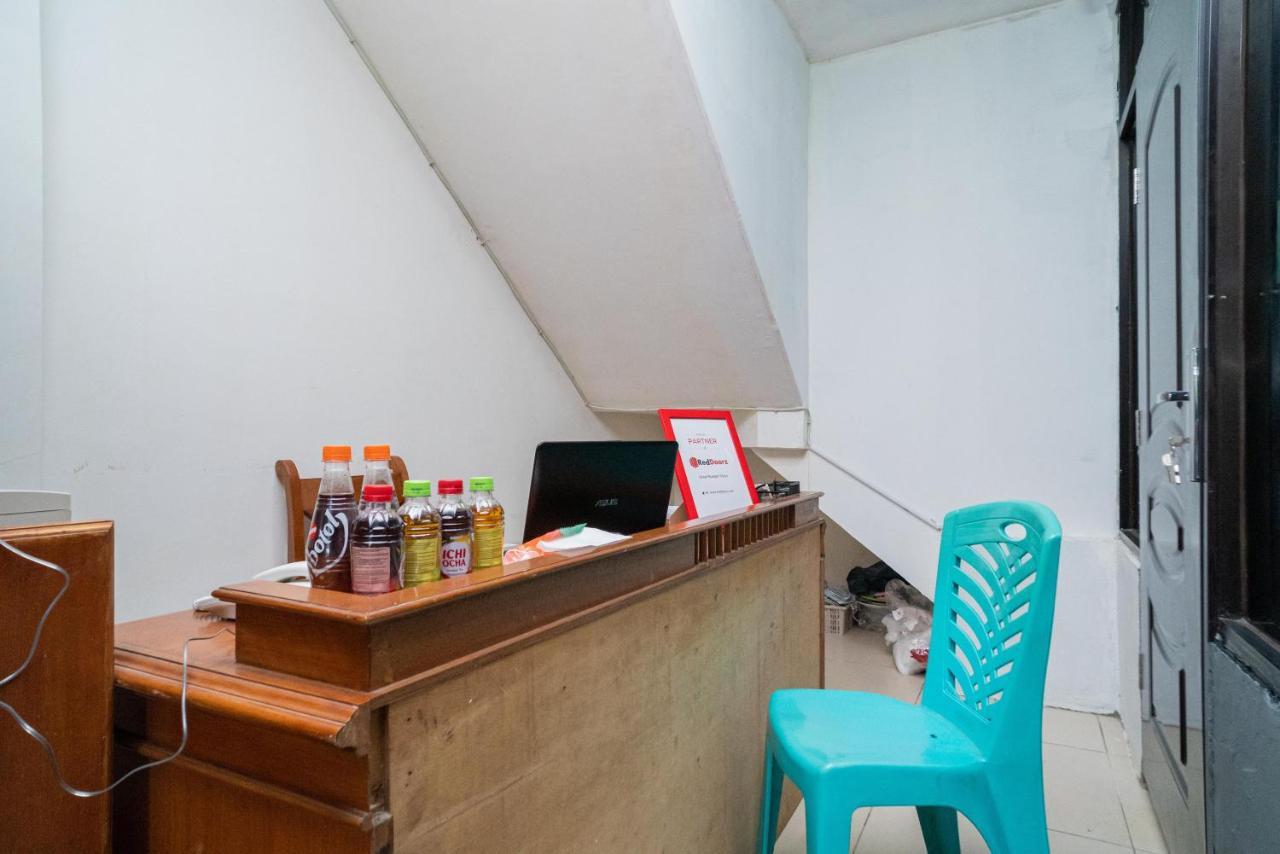 Reddoorz @ Aralia Harapan Indah 호텔 Pulokendal 외부 사진